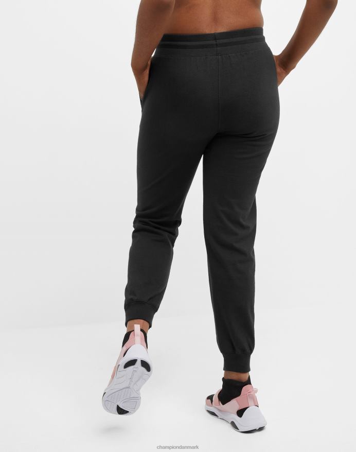 Champion jersey joggers c logo V6J661085 sort