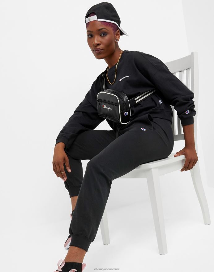 Champion jersey joggers c logo V6J661085 sort