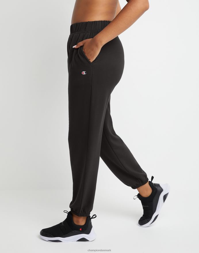 Champion soft touch sweatpants c logo 27 V6J661140 sort