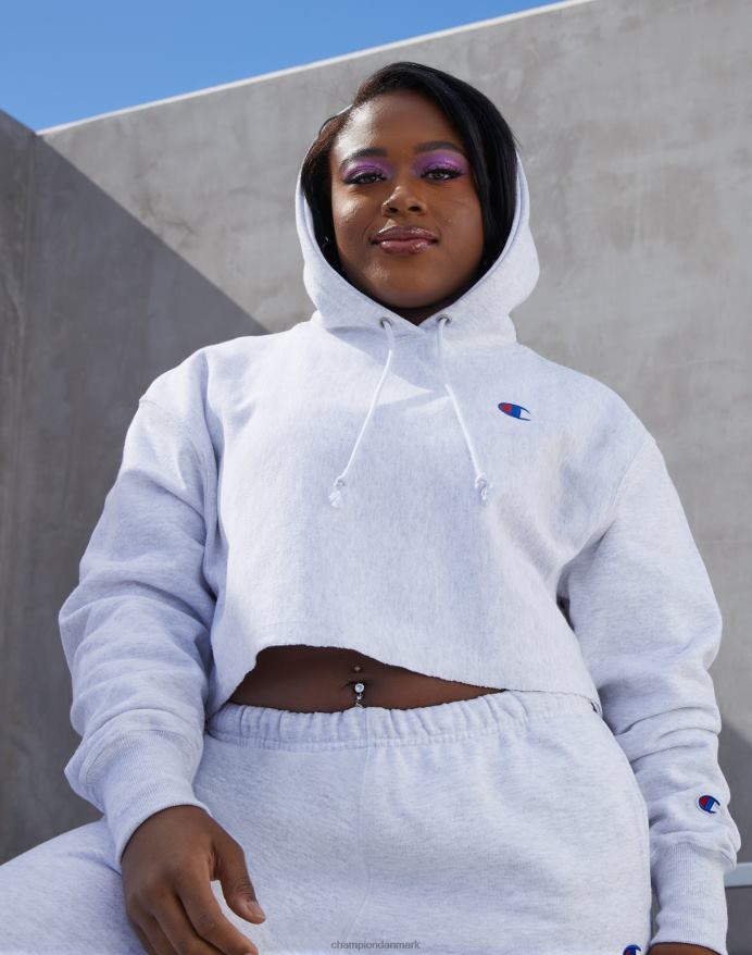 Champion omvendt vævet cropped cut-off hættetrøje c logo V6J661041 sort