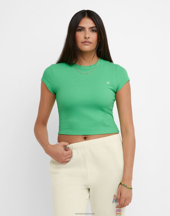 Champion monteret ribbet tee c logo V6J661328 glad forårsgrøn