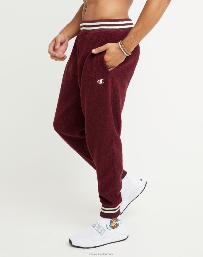 Champion højluvet fleece joggers broderet c logo 30.5 V6J66288 rødbrun
