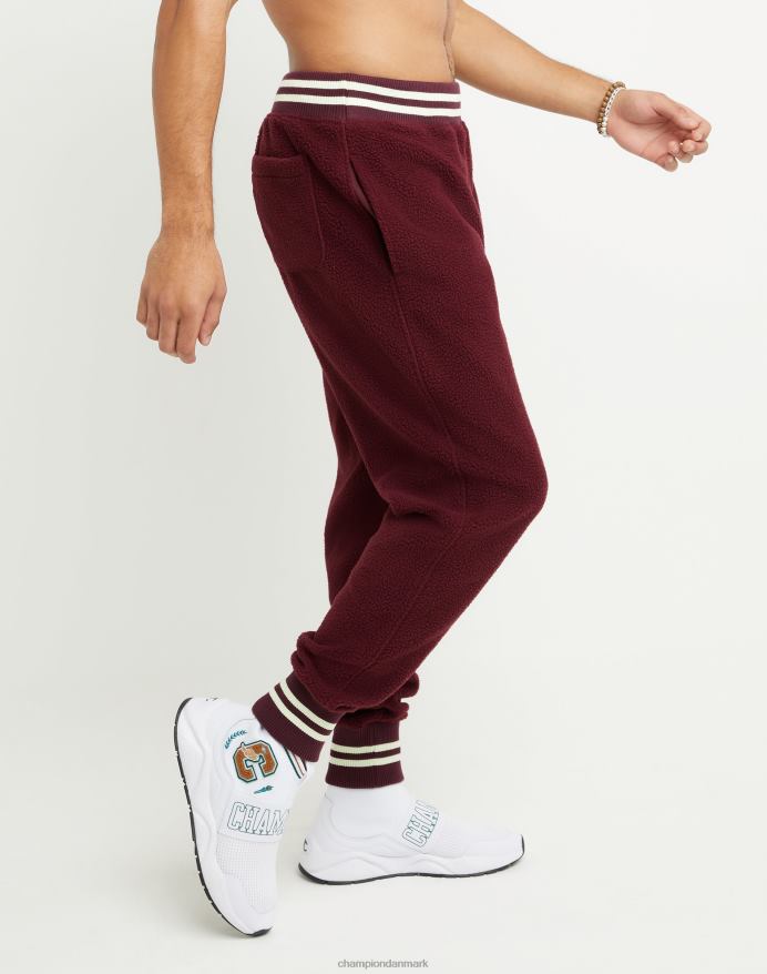 Champion højluvet fleece joggers broderet c logo 30.5 V6J66288 rødbrun