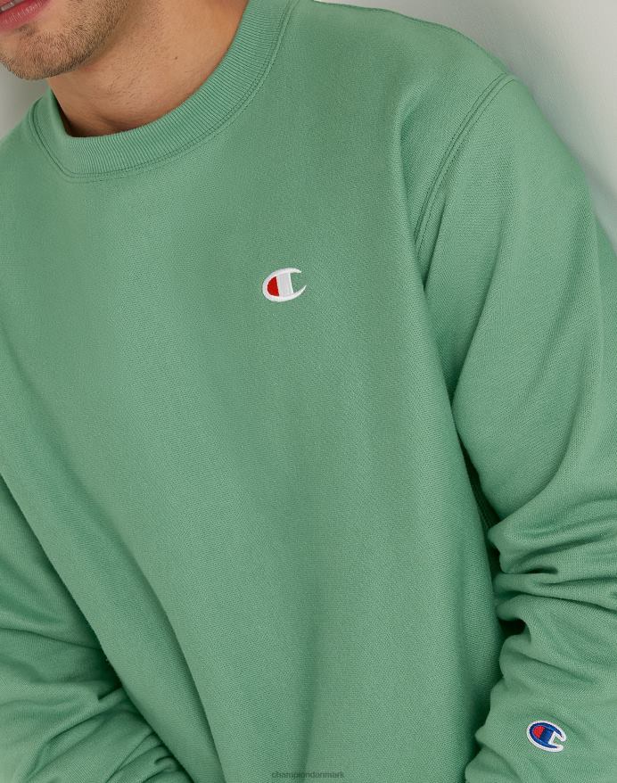 Champion reverse weave crew c logo patch V6J6624 indfødt bregnegrøn