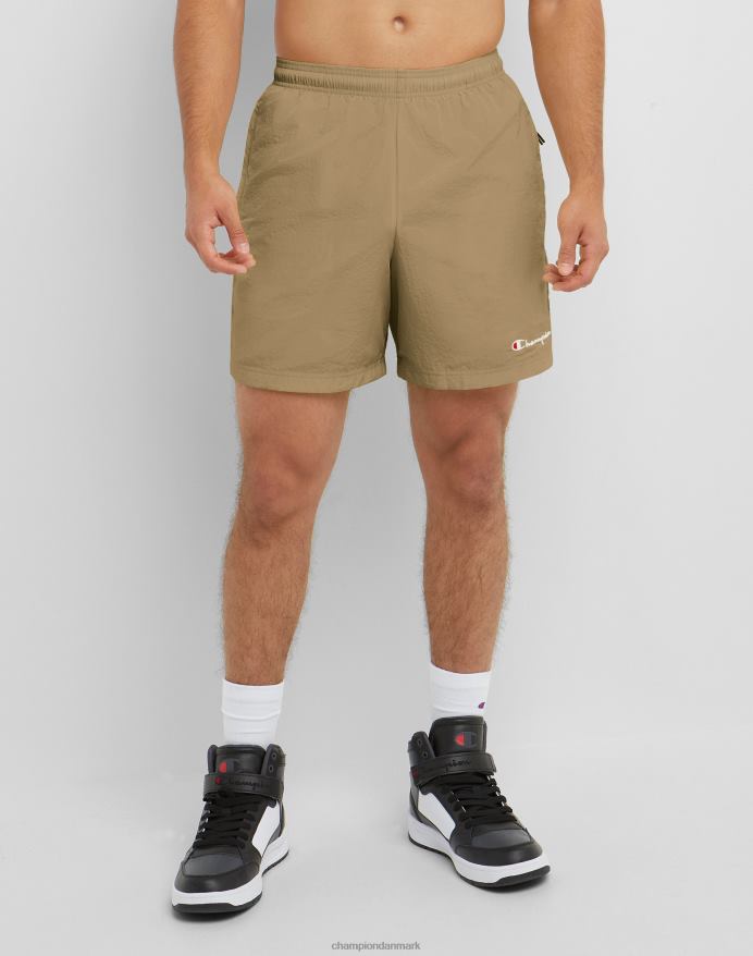 Champion nylon opvarmningsshorts med mesh-foring script-logo 6 V6J66419 fuld hvede khaki
