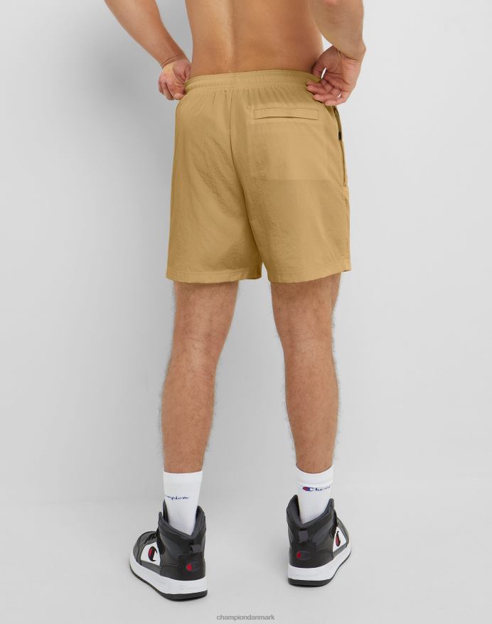 Champion nylon opvarmningsshorts med mesh-foring script-logo 6 V6J66421 sandsten