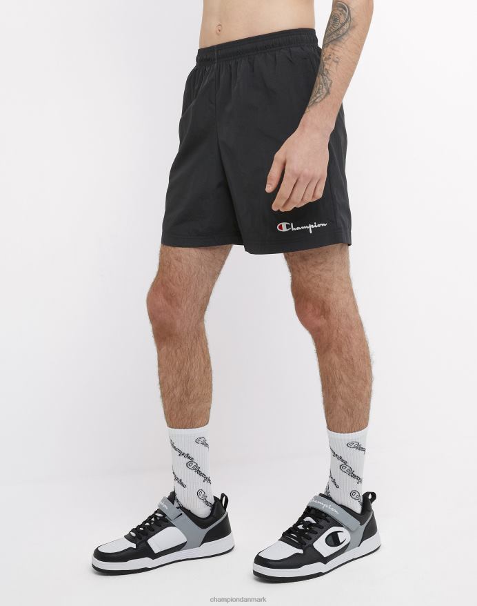 Champion nylon opvarmningsshorts med mesh-foring script-logo 6 V6J66422 sort