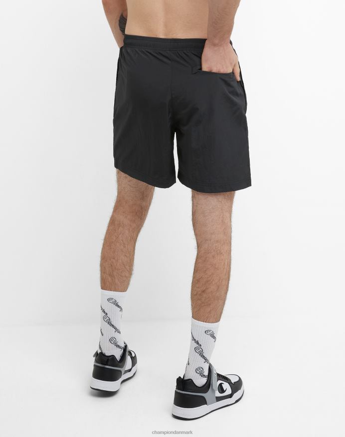 Champion nylon opvarmningsshorts med mesh-foring script-logo 6 V6J66422 sort