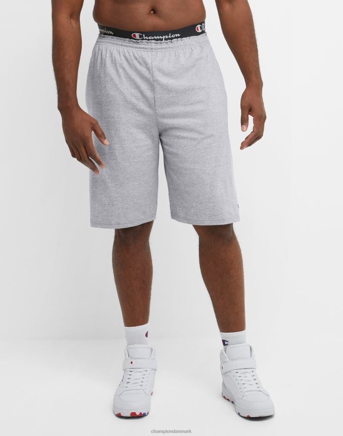 Champion store og høje hverdagsshorts c patch 10 V6J66396 oxford grå