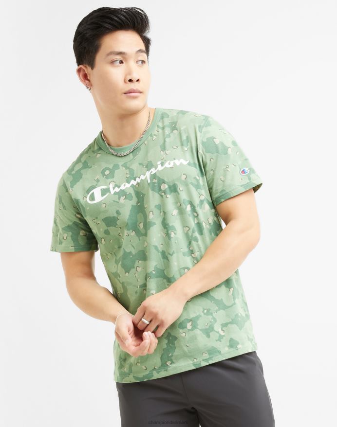 Champion klassisk t-shirt flydende camo over det hele trykt script logo V6J66608 camo handler om oliven